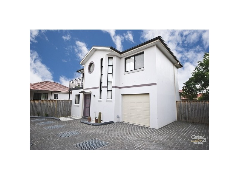 1/45 Stranbrook Street, Fairfield Heights NSW 2165