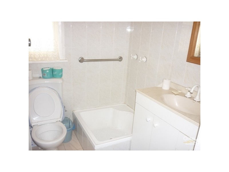 2 Rosina Street, Fairfield West NSW 2165