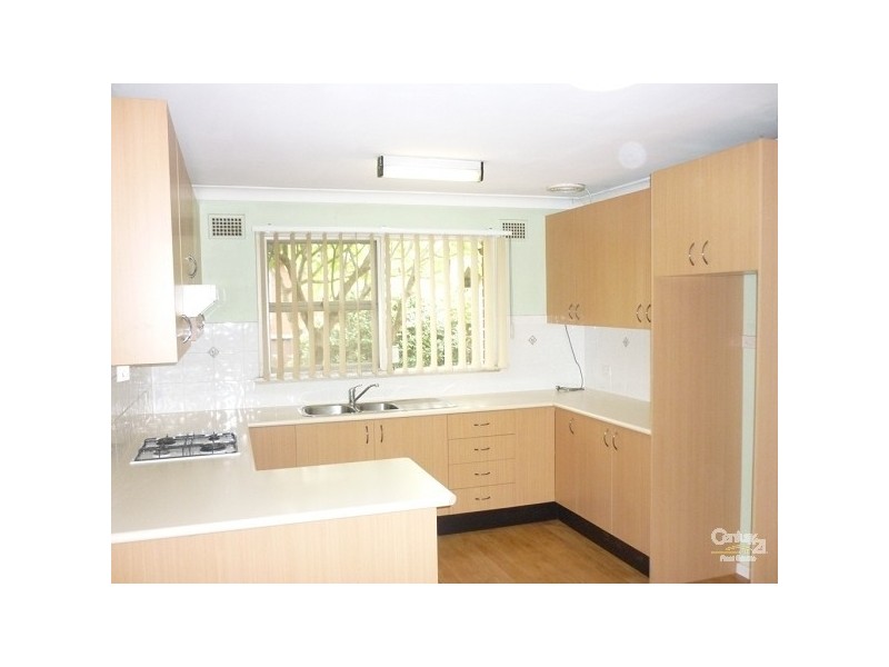 24 Beale Crescent, Fairfield West NSW 2165
