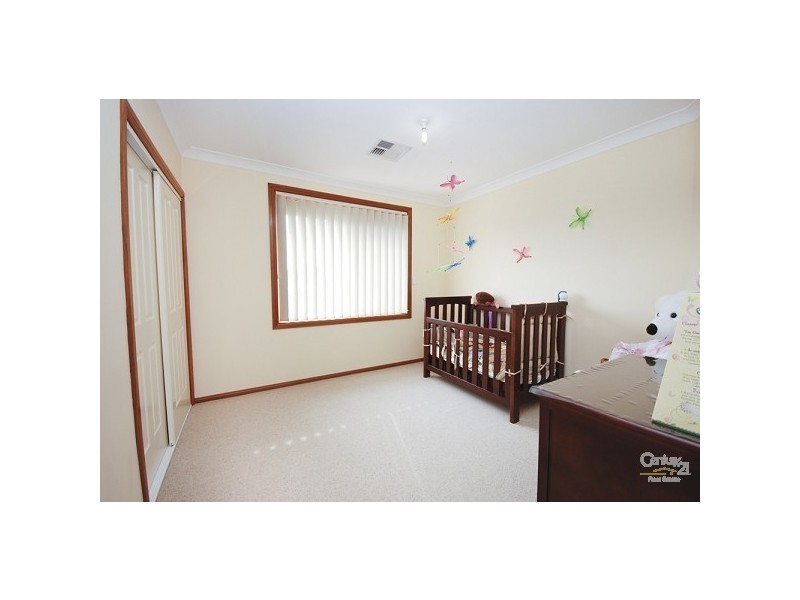 27 Kiernan Crescent, Abbotsbury NSW 2176
