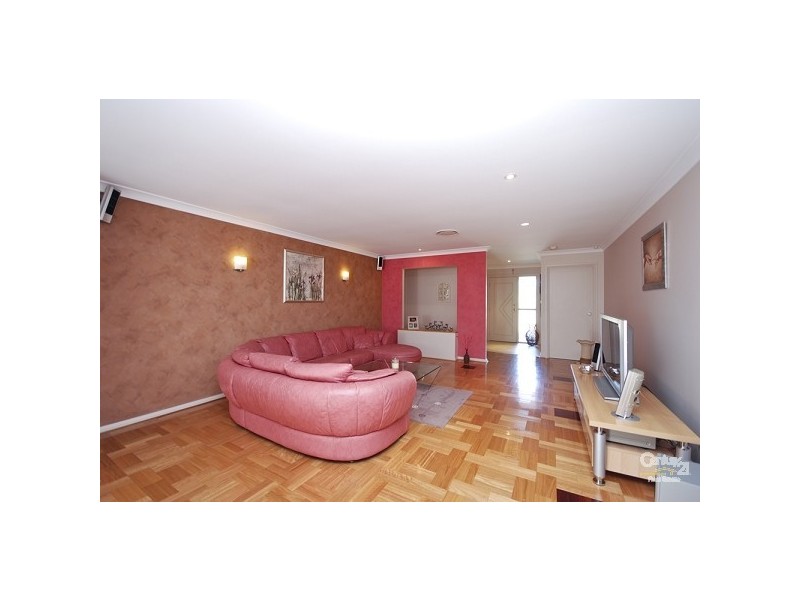 32 Bentinck Drive, Green Valley NSW 2168