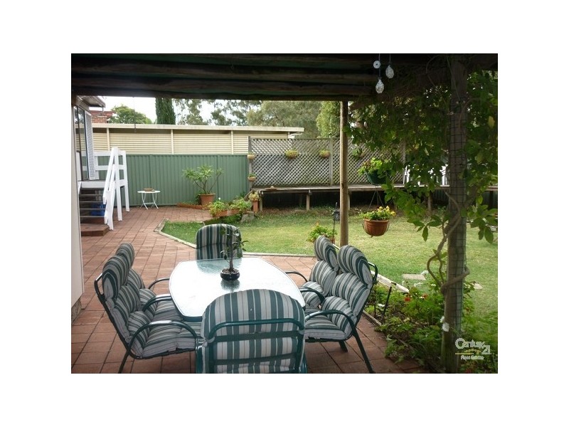 5 Cockburn Crescent, Fairfield East NSW 2165