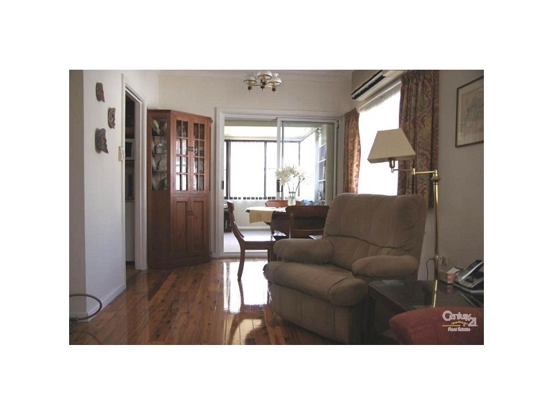 5 Cockburn Crescent, Fairfield East NSW 2165