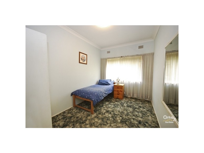 13 Brentwood Street, Fairfield West NSW 2165