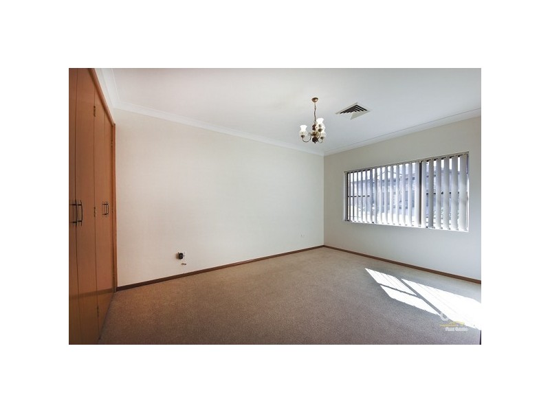 3 Kenny Place, Fairfield West NSW 2165