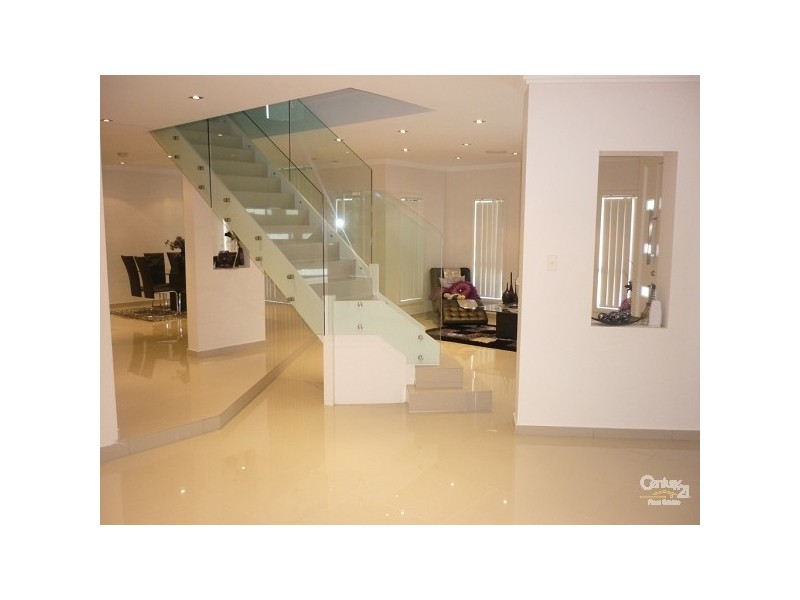 26 Willowbank Crescent, Canley Vale NSW 2166