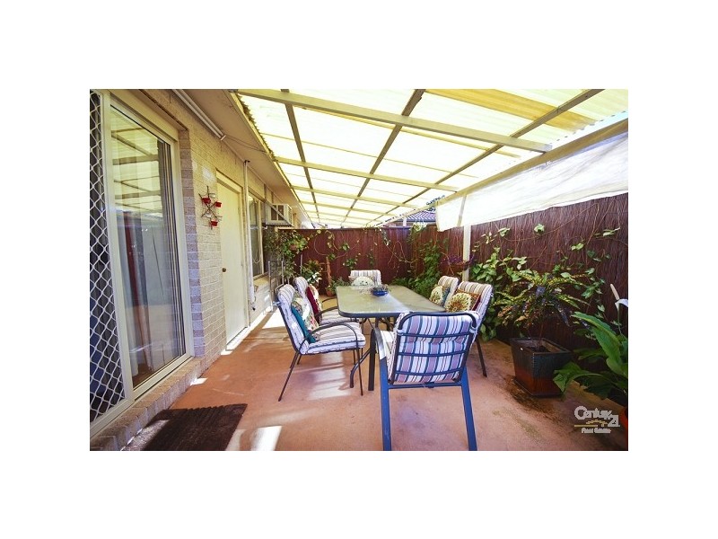 2/19a Hampton Street, Fairfield NSW 2165