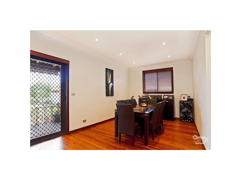 8 Lawrence Street, Fairfield NSW 2165