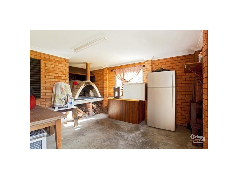8 Lawrence Street, Fairfield NSW 2165