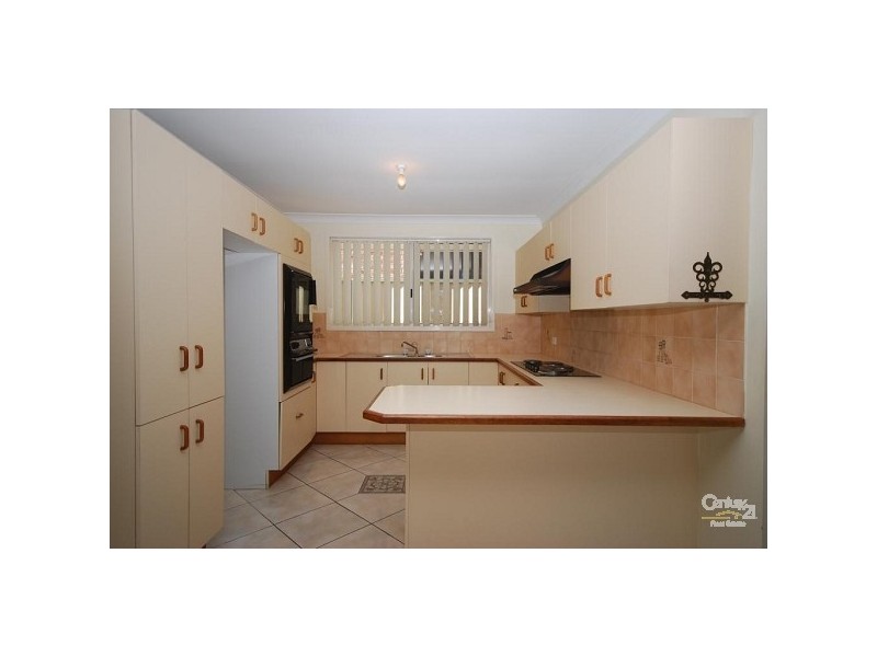 6 Restwell Road, Bossley Park NSW 2176