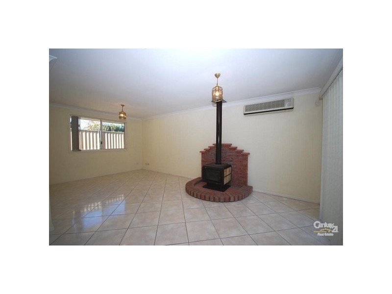 6 Restwell Road, Bossley Park NSW 2176