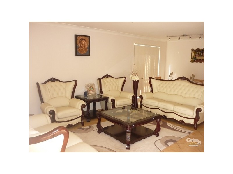 Fairfield East NSW 2165