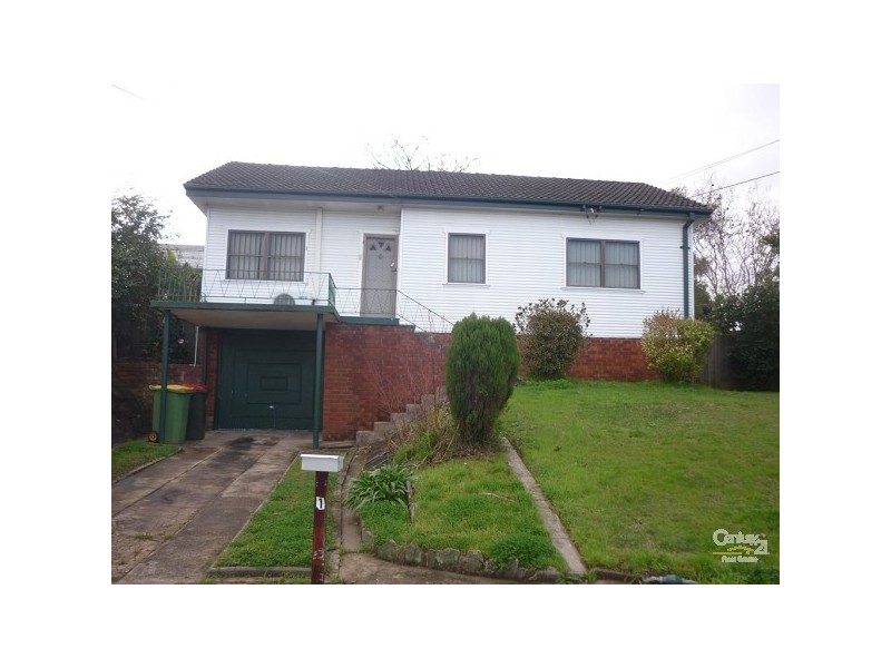 1 Adina Close, Fairfield West NSW 2165