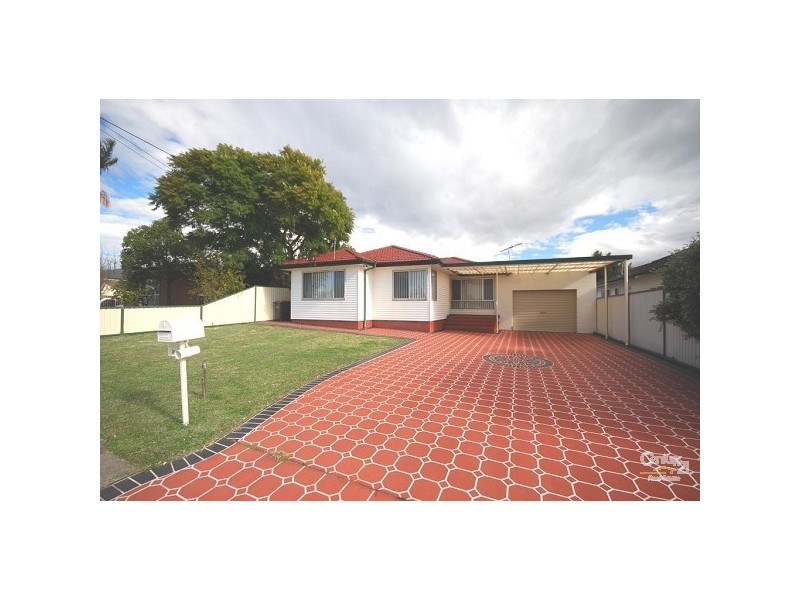 Fairfield West NSW 2165