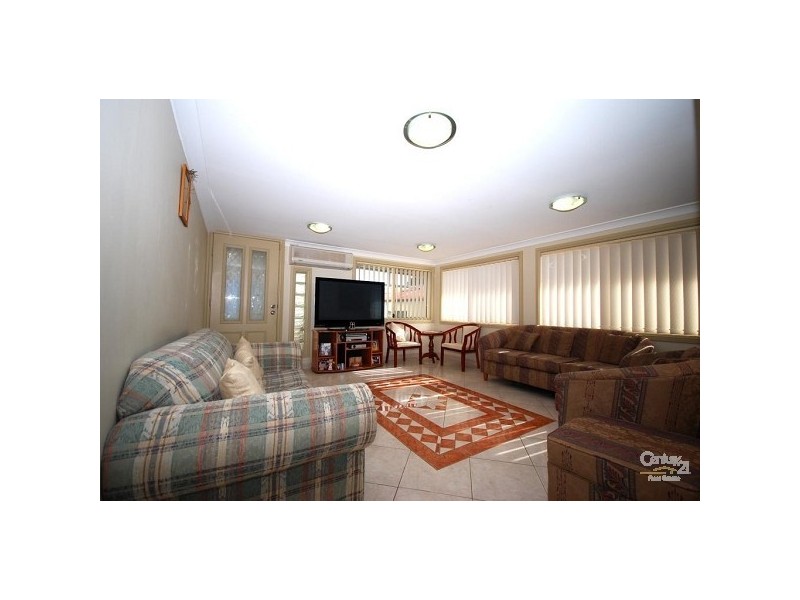 Fairfield West NSW 2165