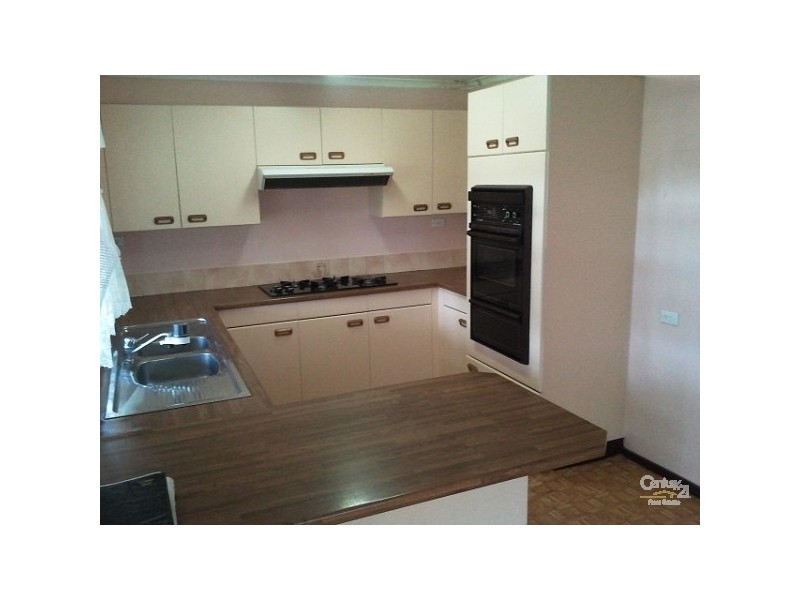 Edensor Park NSW 2176