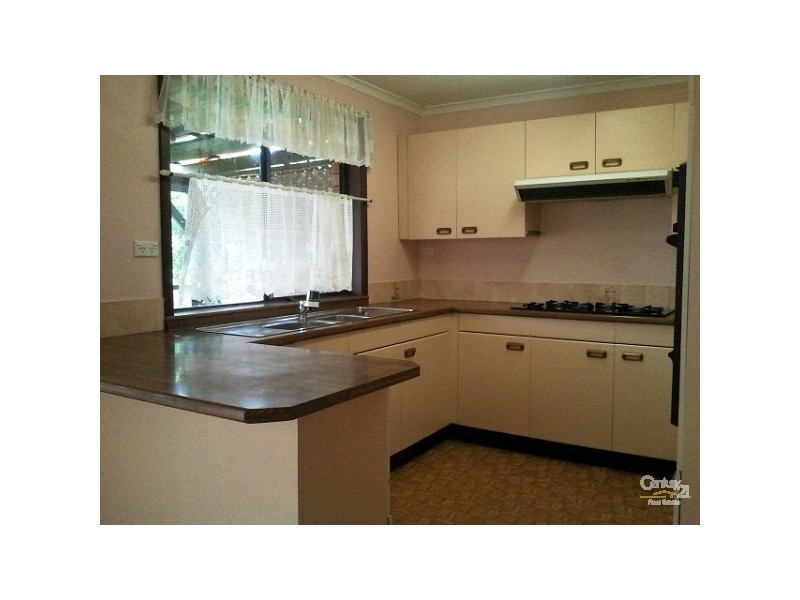 Edensor Park NSW 2176