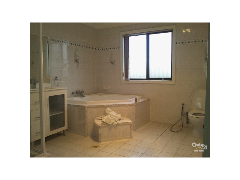 Fairfield East NSW 2165