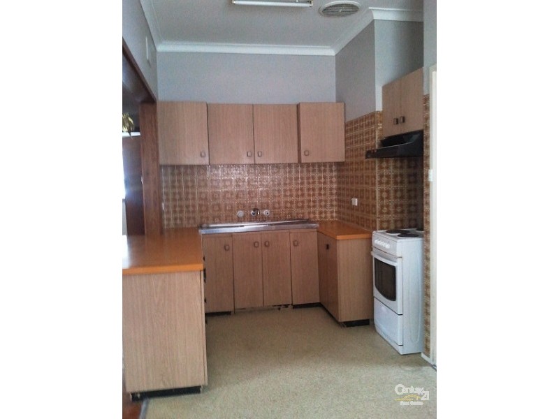 Fairfield West NSW 2165