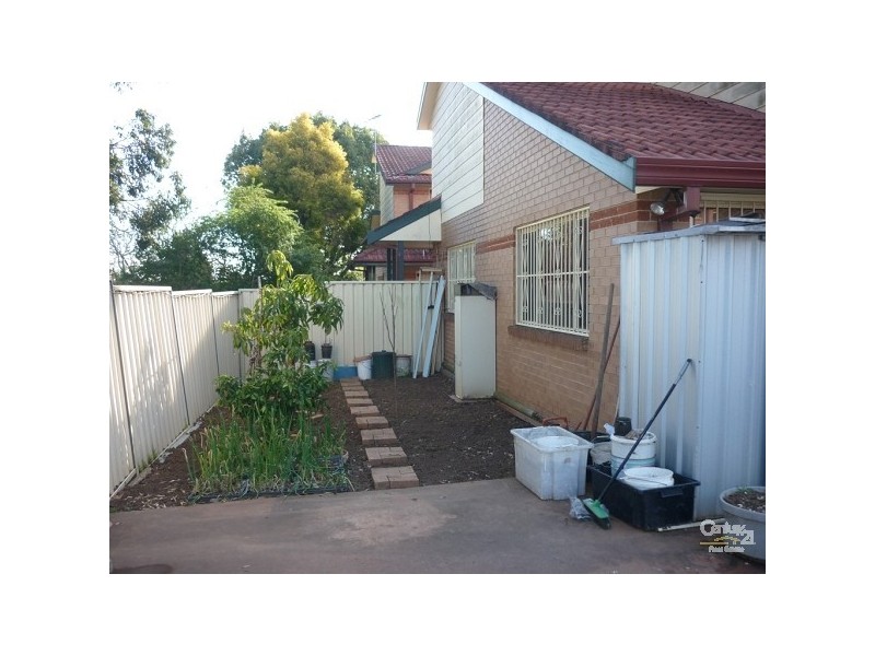 6/5 Railway Street, Old Guildford NSW 2161