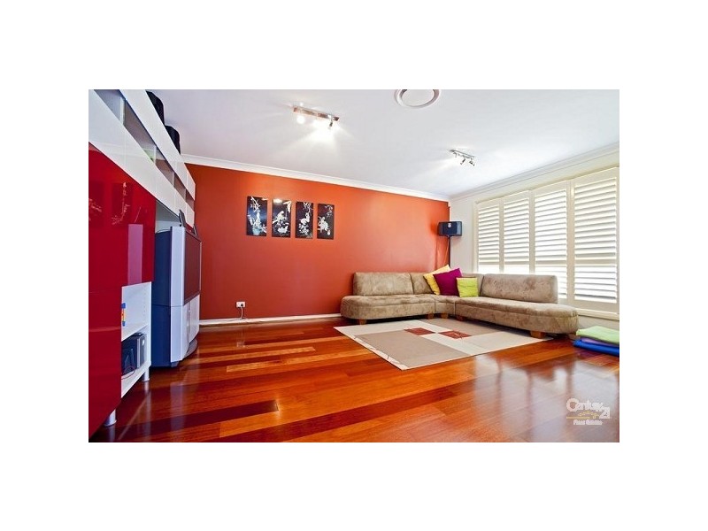 16 Hannan Place, Prairiewood NSW 2176