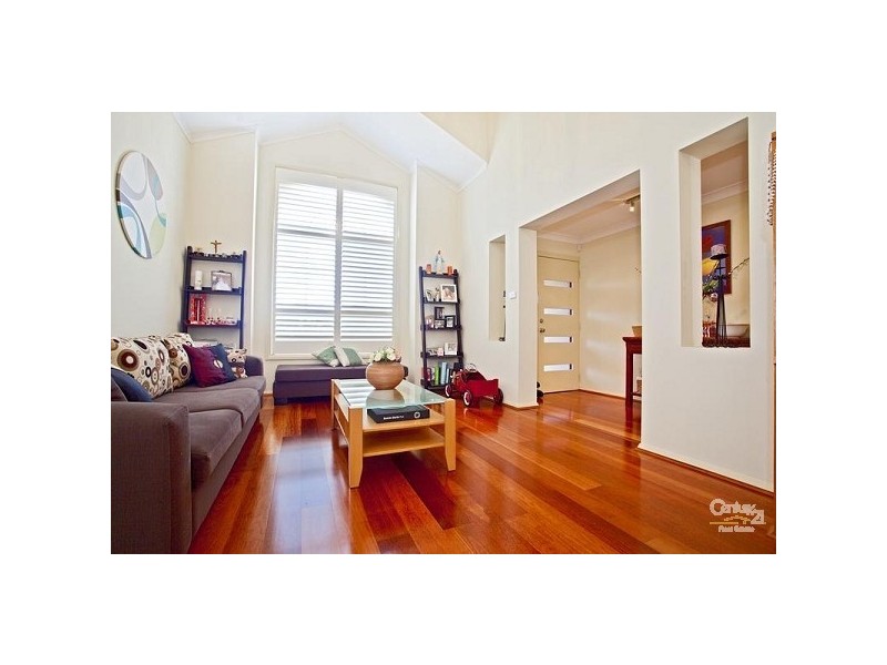 16 Hannan Place, Prairiewood NSW 2176