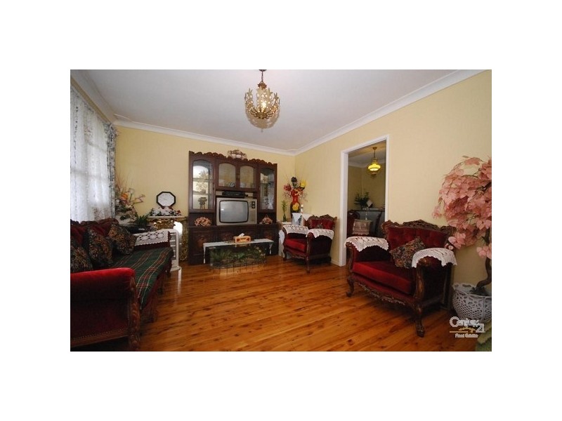 20 Tully Avenue, Liverpool NSW 2170