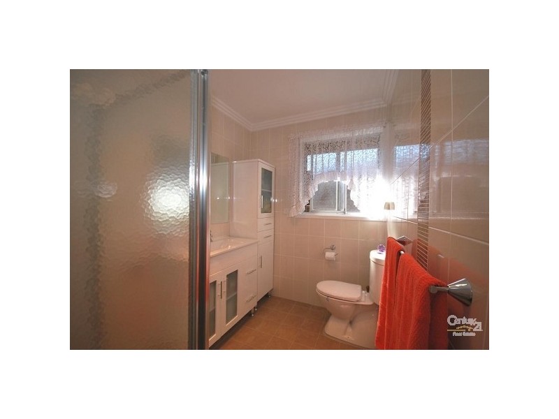 105 King Road, Fairfield West NSW 2165