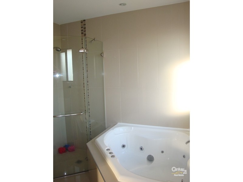 Bossley Park NSW 2176