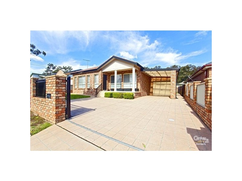 303 Brenan Street, Smithfield NSW 2164