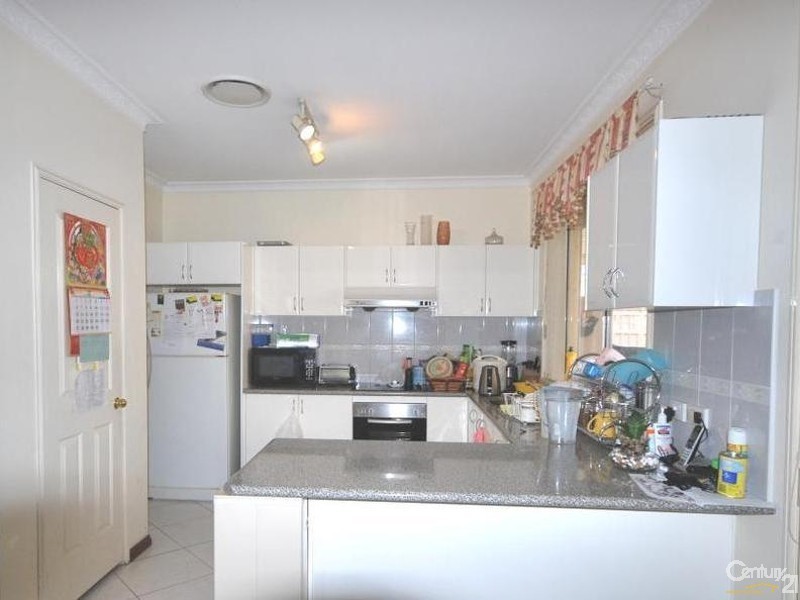 Fairfield East NSW 2165