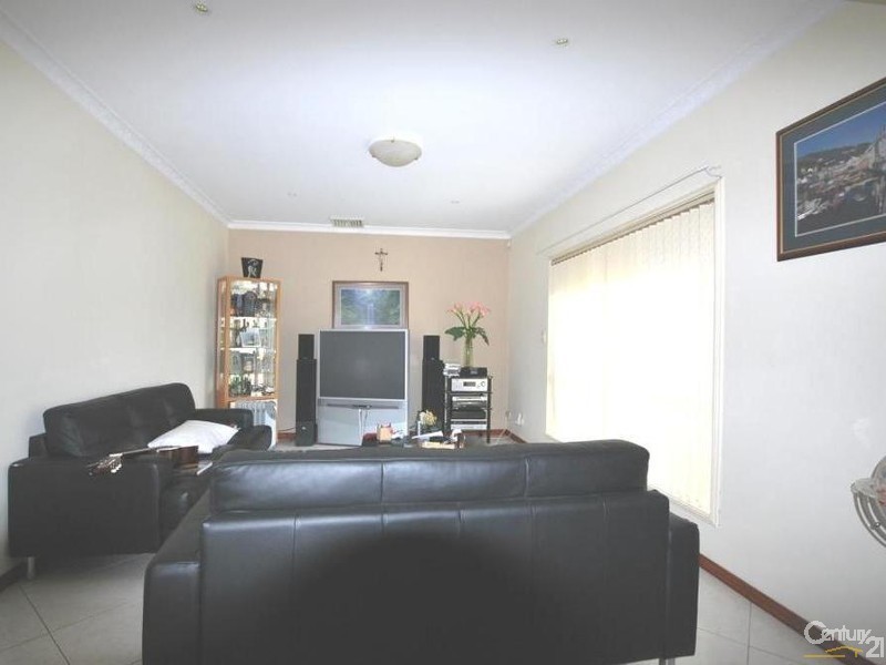 Fairfield East NSW 2165