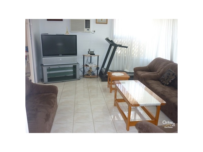 16 Brentwood Street, Fairfield West NSW 2165