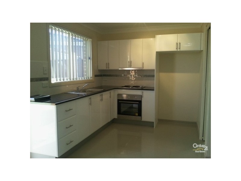 Edensor Park NSW 2176