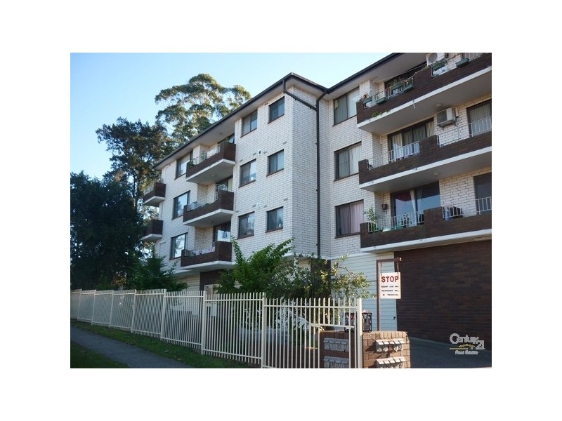 27/35-39 York Street, Fairfield NSW 2165