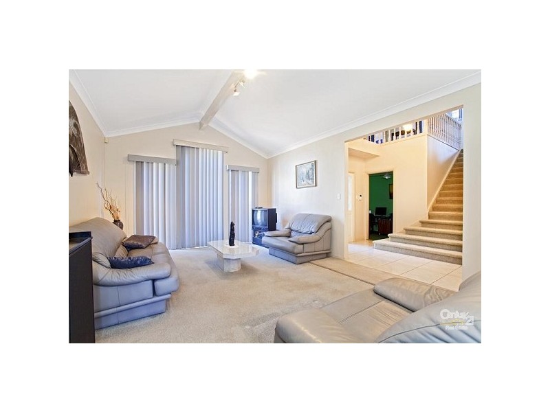 25 Stalwart Street, Prairiewood NSW 2176