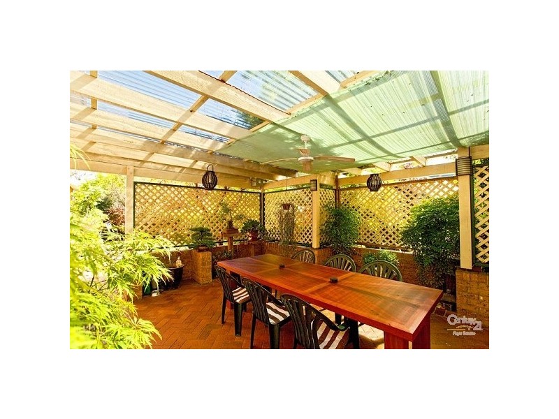 25 Stalwart Street, Prairiewood NSW 2176