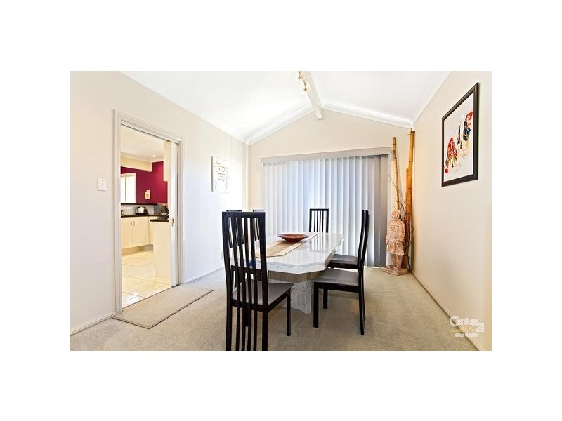 25 Stalwart Street, Prairiewood NSW 2176