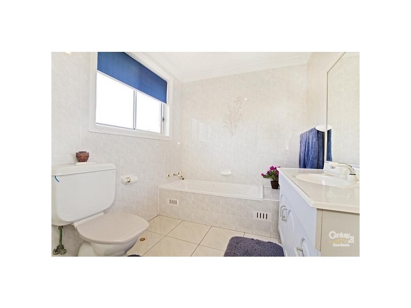 25 Stalwart Street, Prairiewood NSW 2176