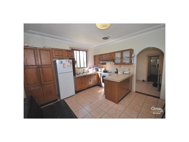 16 Polding Street, Fairfield NSW 2165