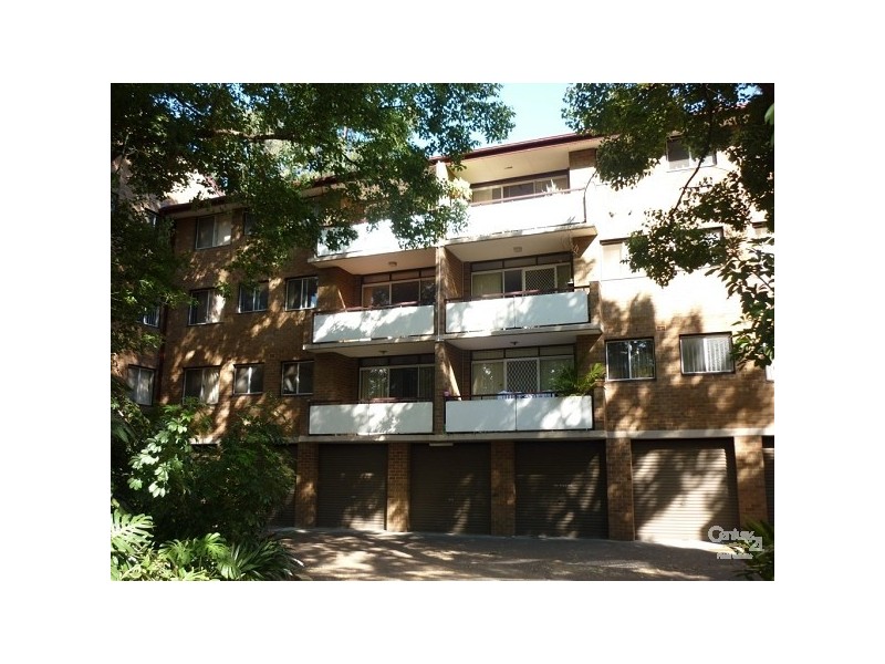 Fairfield NSW 2165