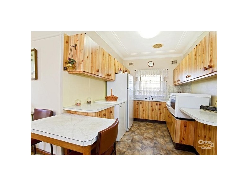 16 Stanbrook Street, Fairfield Heights NSW 2165