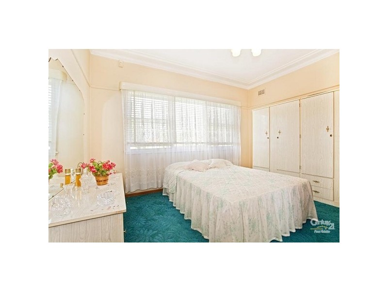 16 Stanbrook Street, Fairfield Heights NSW 2165