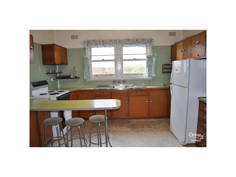 62 Rawson Road, Fairfield West NSW 2165