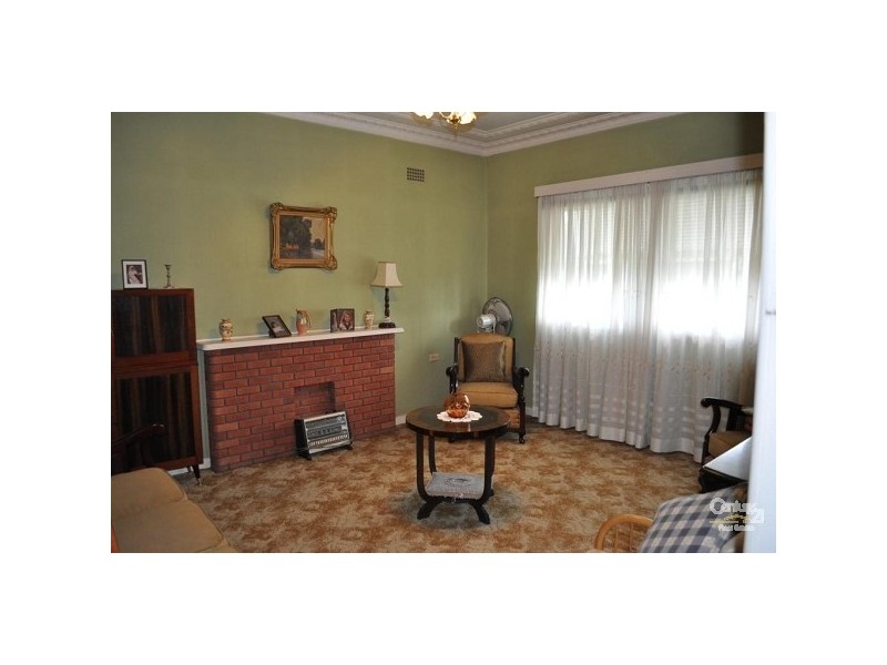 62 Rawson Road, Fairfield West NSW 2165