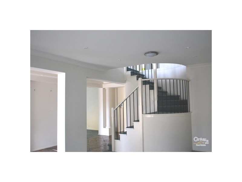 5 Buckley Close, Fairfield West NSW 2165