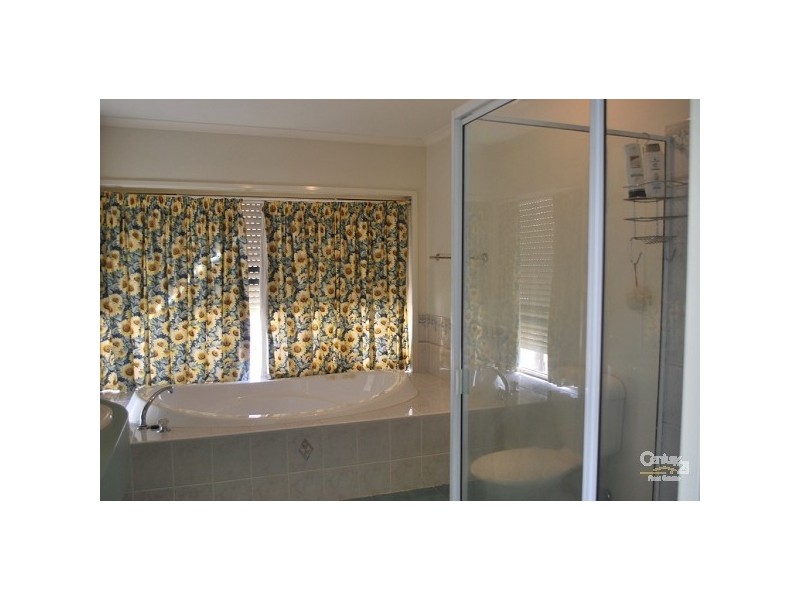 5 Buckley Close, Fairfield West NSW 2165