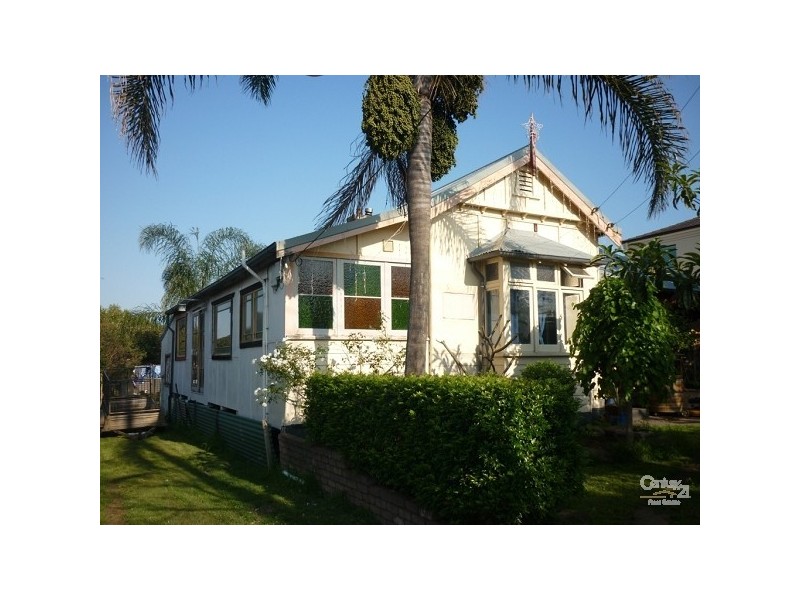 16 Granville Street, Fairfield NSW 2165