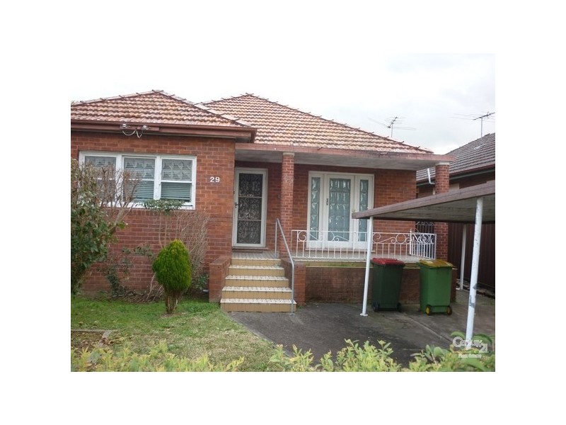 29 Kamira Aveue, Villawood NSW 2163
