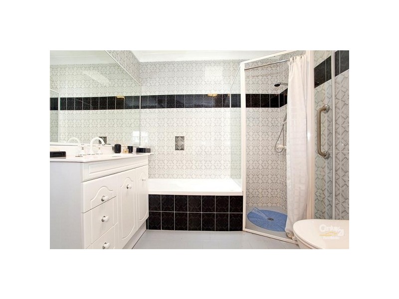 10 Jordan Street, Fairfield West NSW 2165